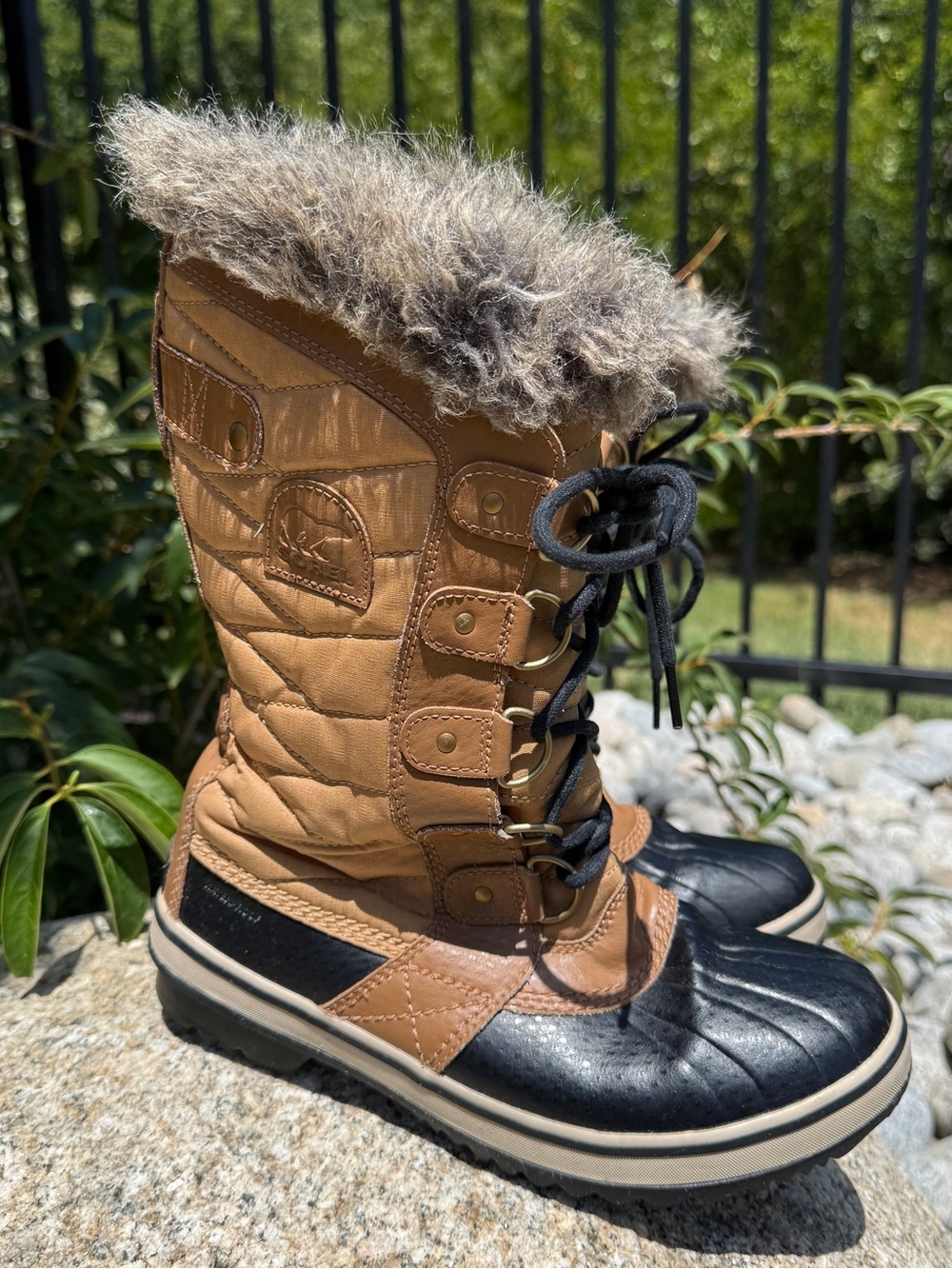 Sorel Joan of Arctic Waterproof Winter Snow Boots Faux Fur Women’s Size 7 US